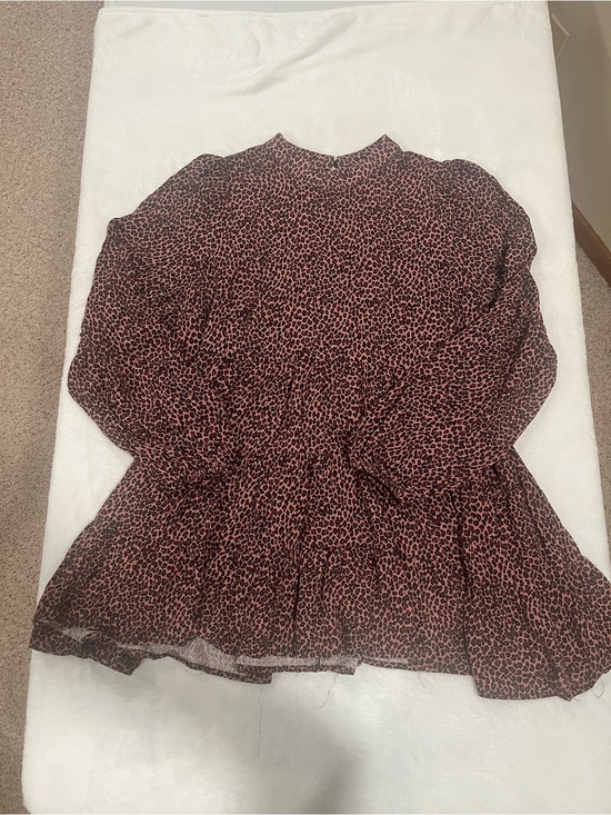 Destination Maternity Tops - Destination Maternity Animal Print Babydoll Tunic Top - Large
